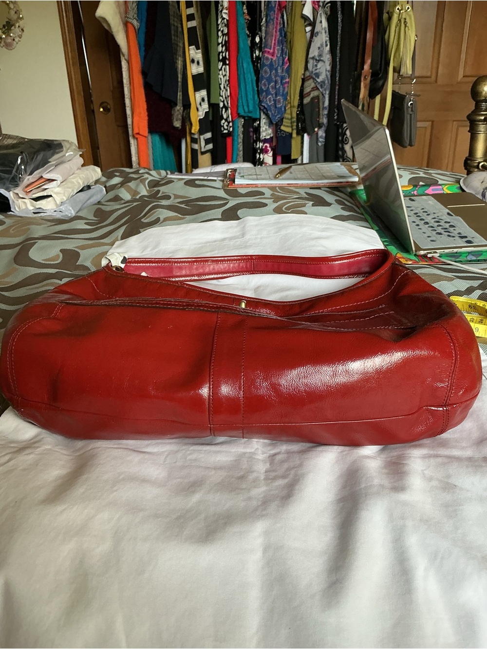 Coach Red Leather Shoulder Bag with Turn-Lock Pocket - Picture 3 of 15